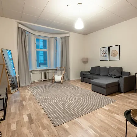 2ndhomes 1br By Kaisaniemi Park Apartment